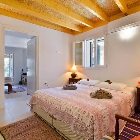 Villa Papaspiros